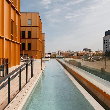 For Students Studying In Barcelona Only - Stunning Spacious Studios And Private Rooms At Pallars Student Accommodation Екстериор снимка