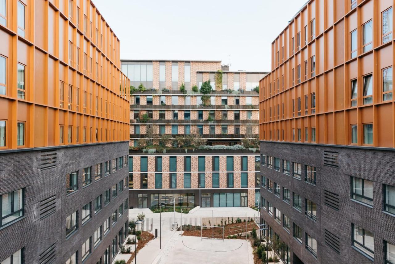 For Students Studying In Barcelona Only - Stunning Spacious Studios And Private Rooms At Pallars Student Accommodation Екстериор снимка