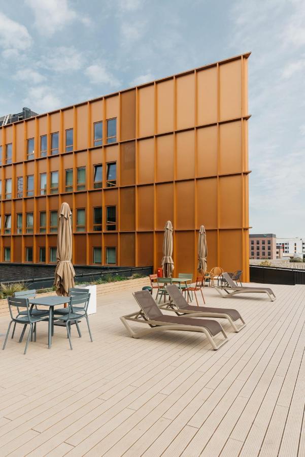 For Students Studying In Barcelona Only - Stunning Spacious Studios And Private Rooms At Pallars Student Accommodation Екстериор снимка