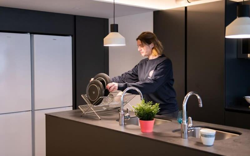 For Students Studying In Barcelona Only - Stunning Spacious Studios And Private Rooms At Pallars Student Accommodation Екстериор снимка